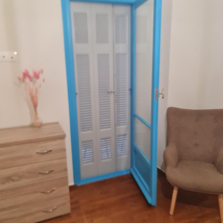 Full Apartment Near Kato Patissia أثينا المظهر الخارجي الصورة